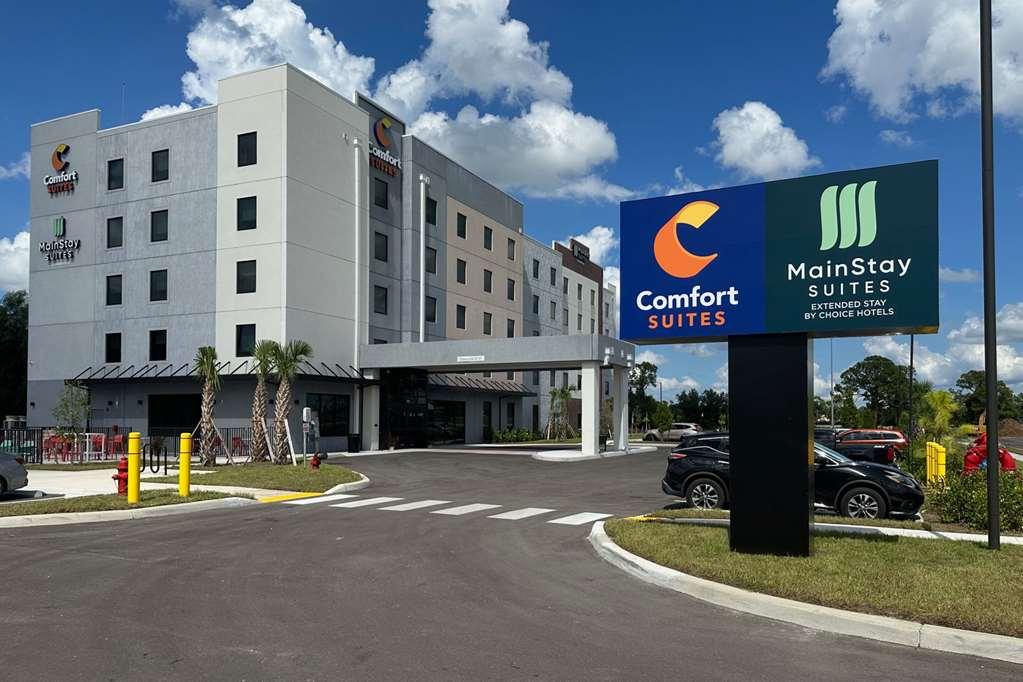 Comfort Suites Fort Myers East I-75 외부 사진