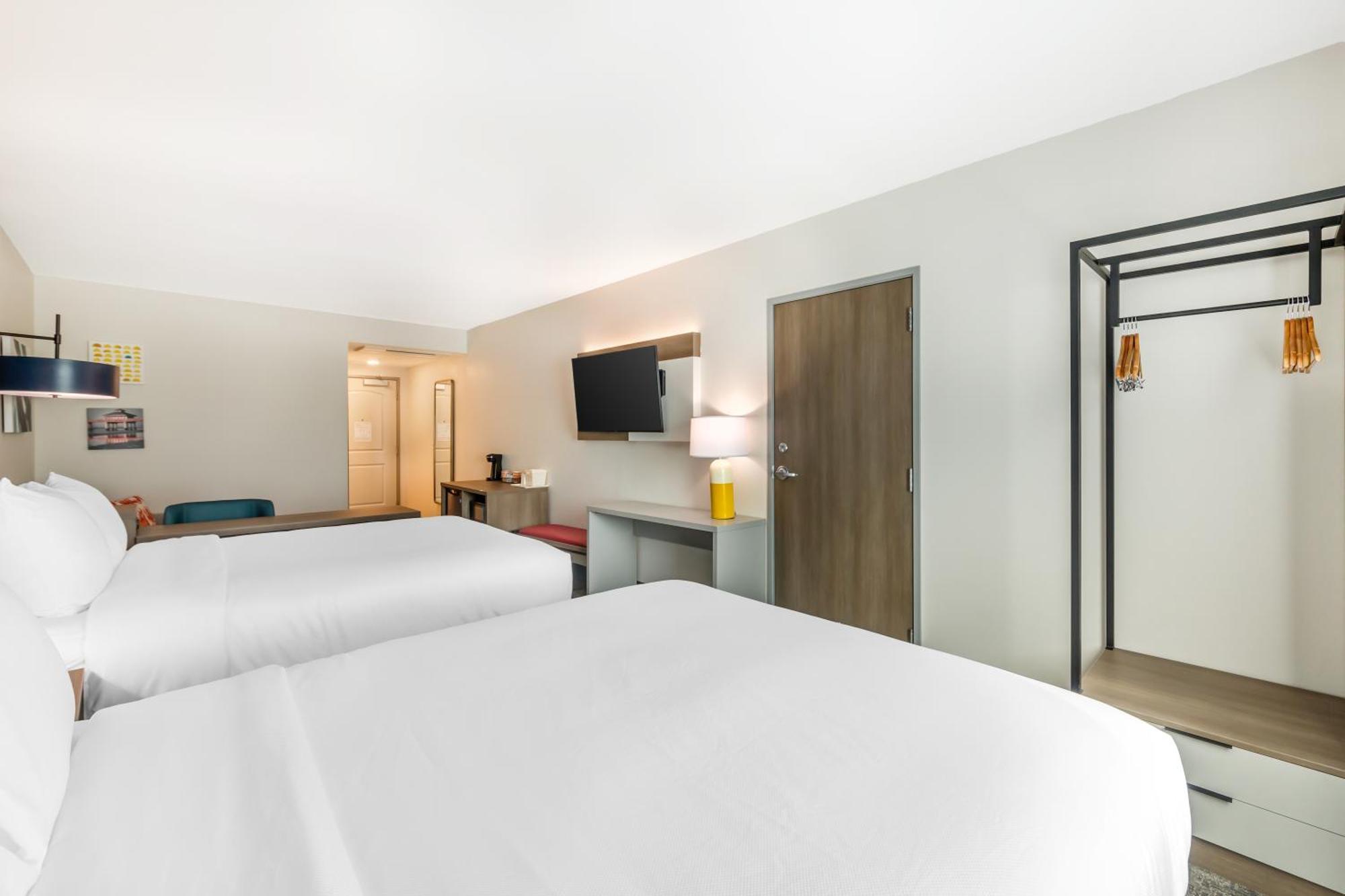 Comfort Suites Fort Myers East I-75 외부 사진