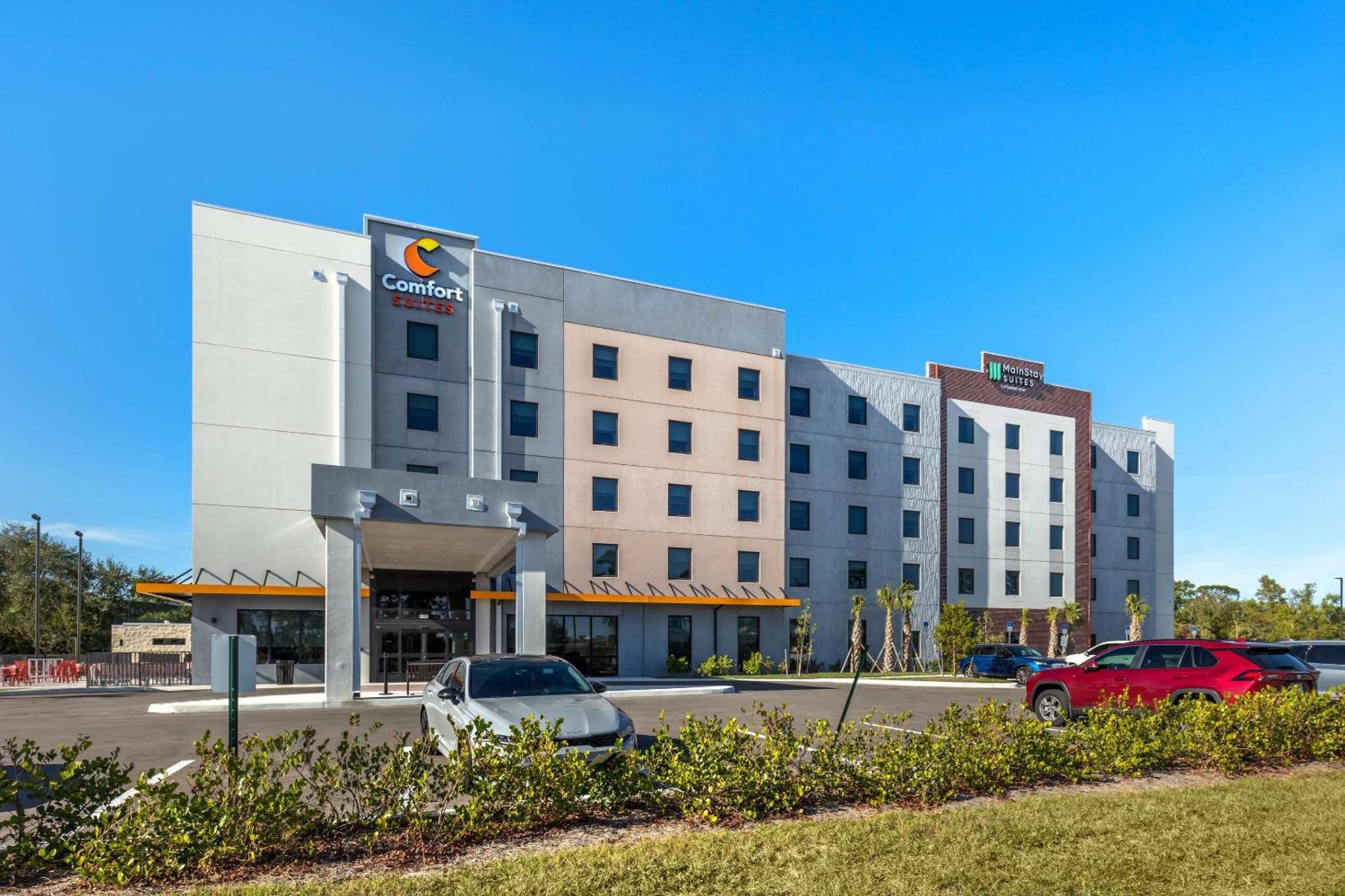 Comfort Suites Fort Myers East I-75 외부 사진