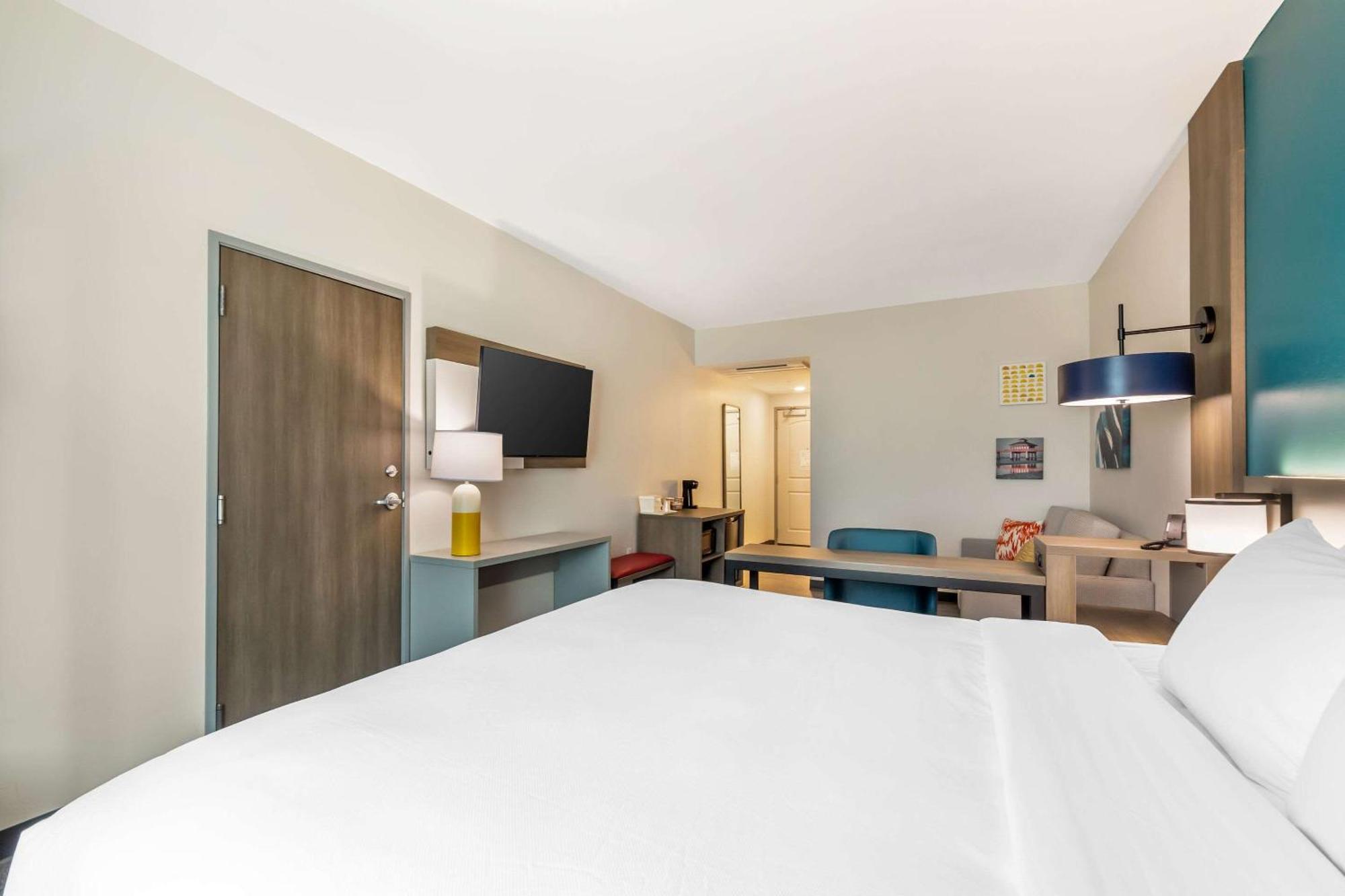 Comfort Suites Fort Myers East I-75 외부 사진